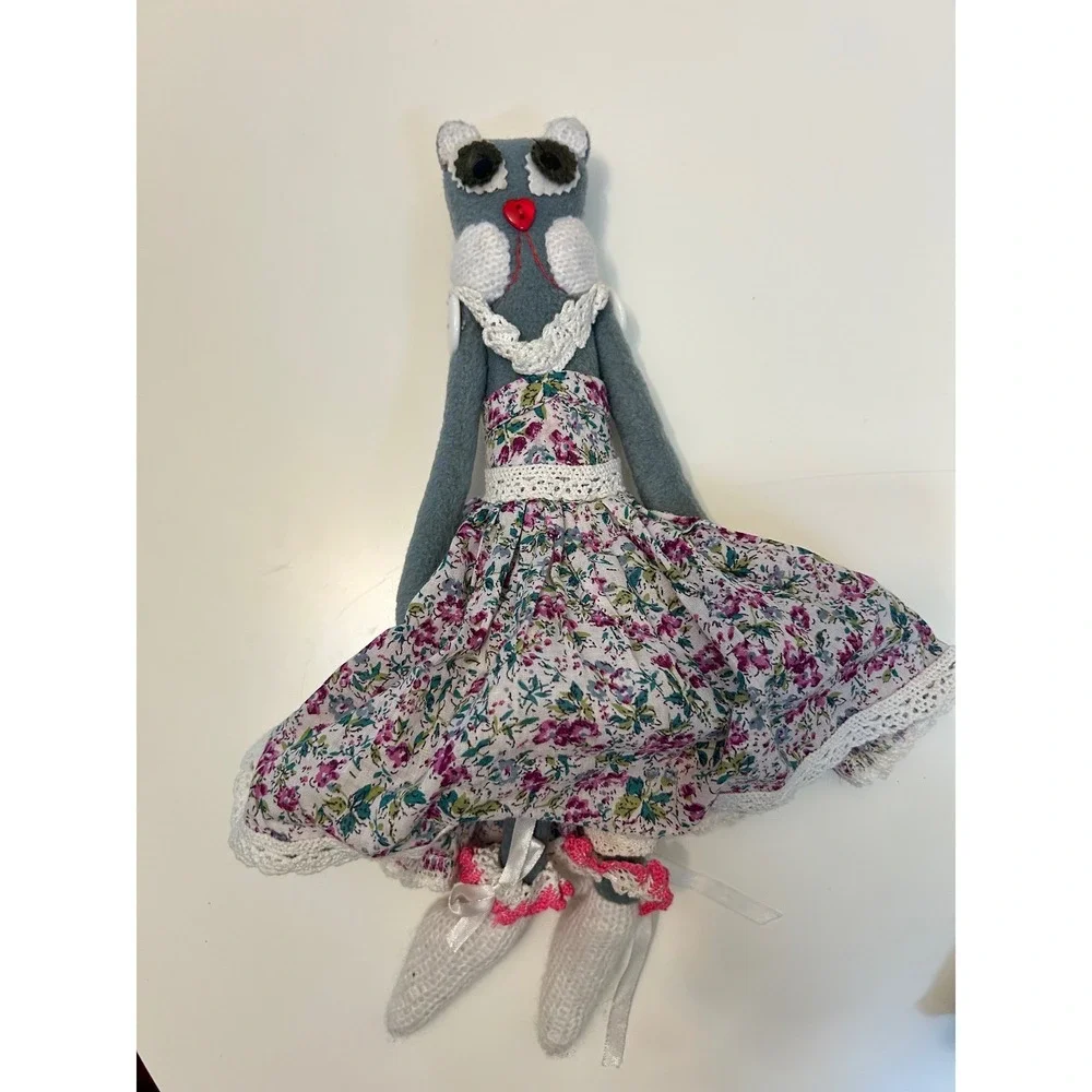 Handmade Folk Art Cat Doll Set Mother and Kitten Floral Lace Tiered Dress Felt